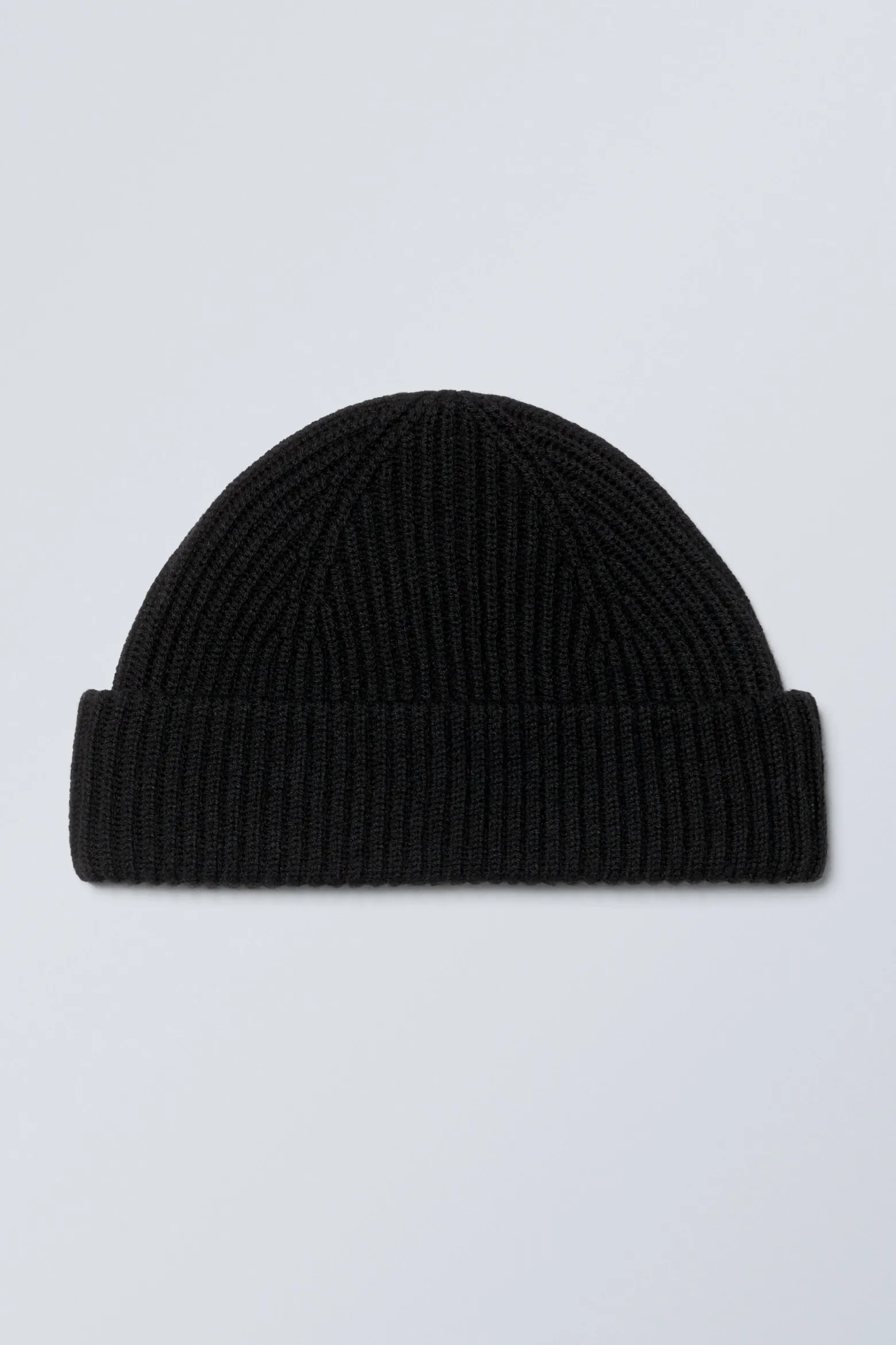 UMGESCHLAGENE STRICKMÜTZE AUS WOLLMISCHUNG|Weekday New