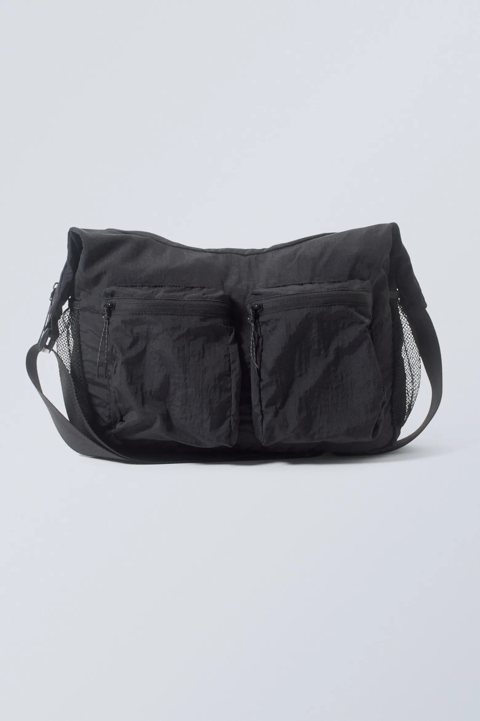 UMHÄNGETASCHE|Weekday Store