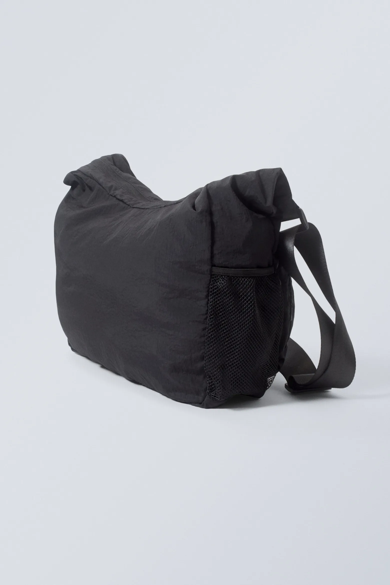 UMHÄNGETASCHE|Weekday Store