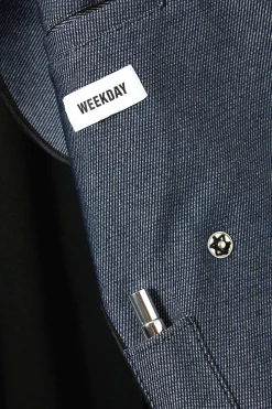 UNIFROM™ + LIMITED EDITION UNIFROM MANTEL|Weekday Store