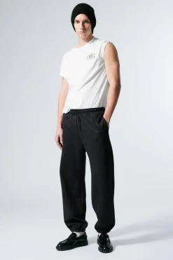 WARM-UP-JOGGINGHOSE MIT GERADEM BEIN|Weekday New