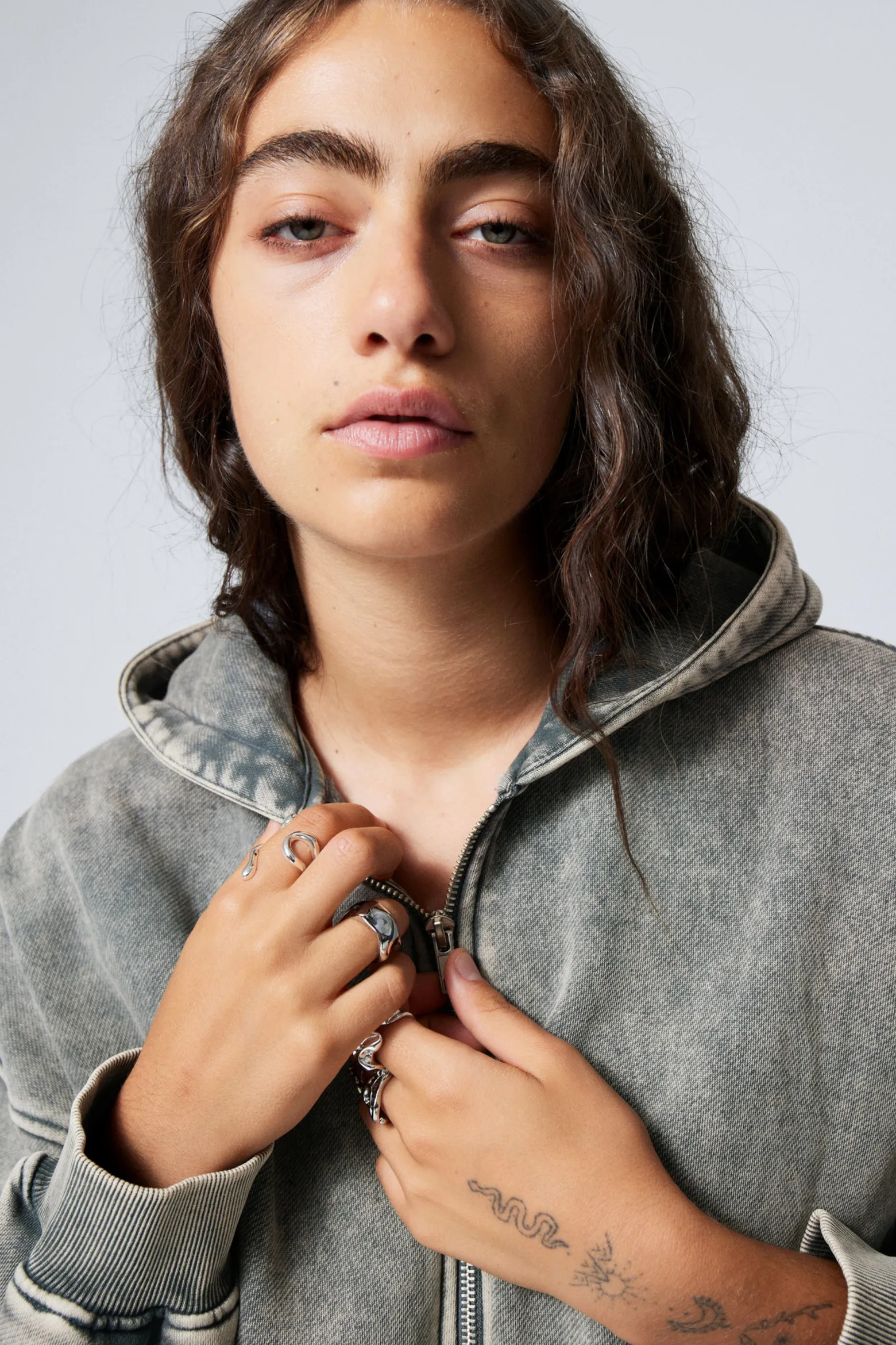 WASHED LOOSE FIT ZIP HOODIE|Weekday Discount