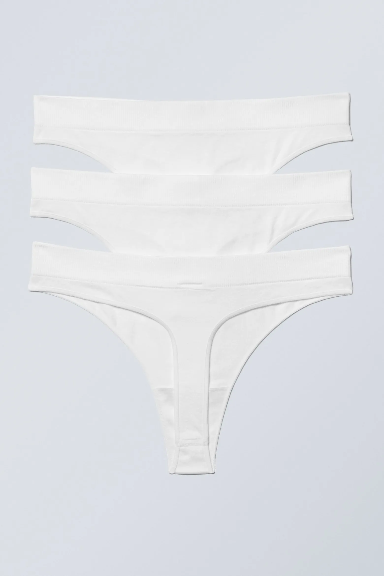 WEICHE TANGAS CAT, 3ER-PACK|Weekday Sale