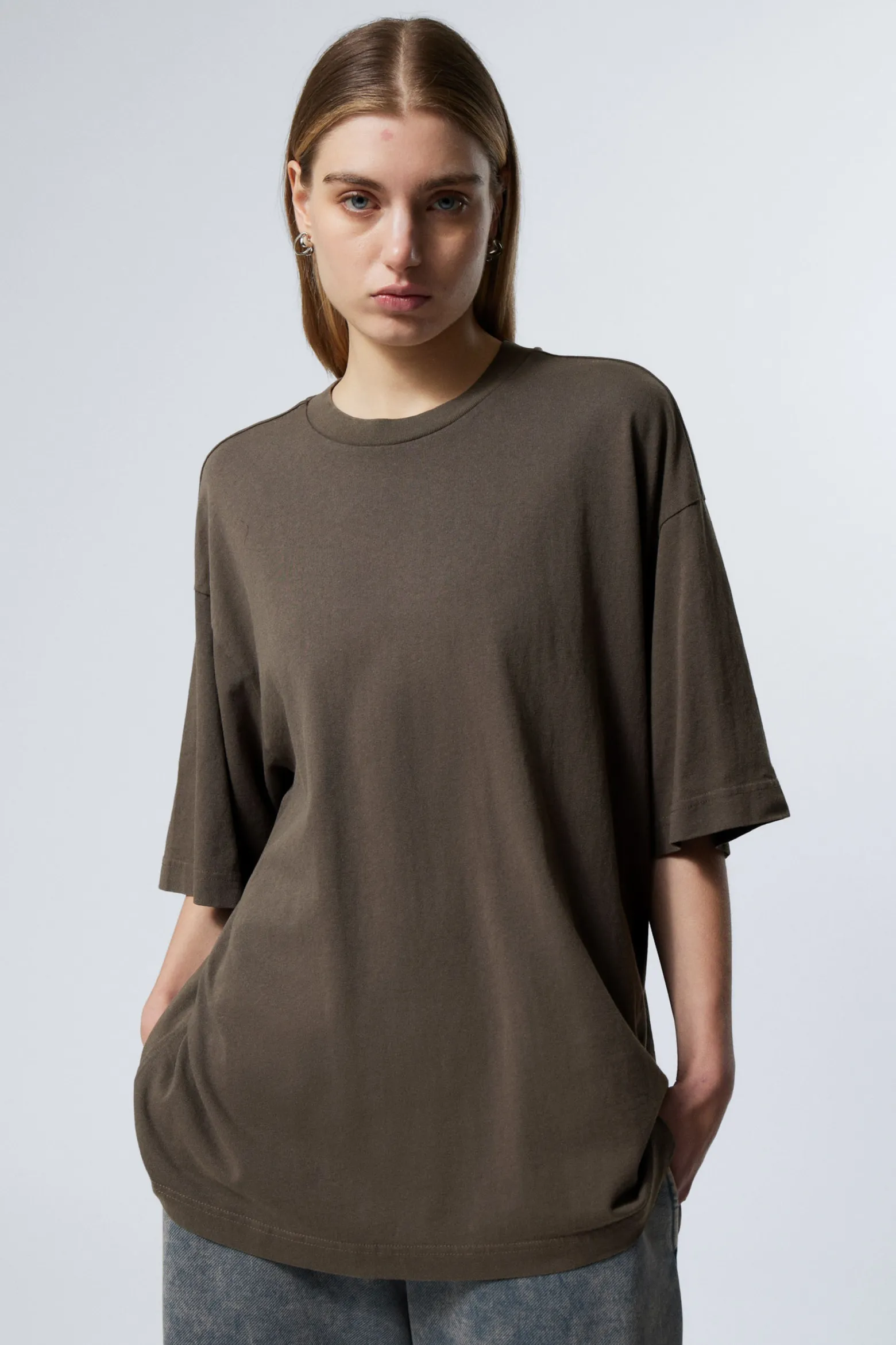 WEICHES OVERSIZED-T-SHIRT|Weekday Discount