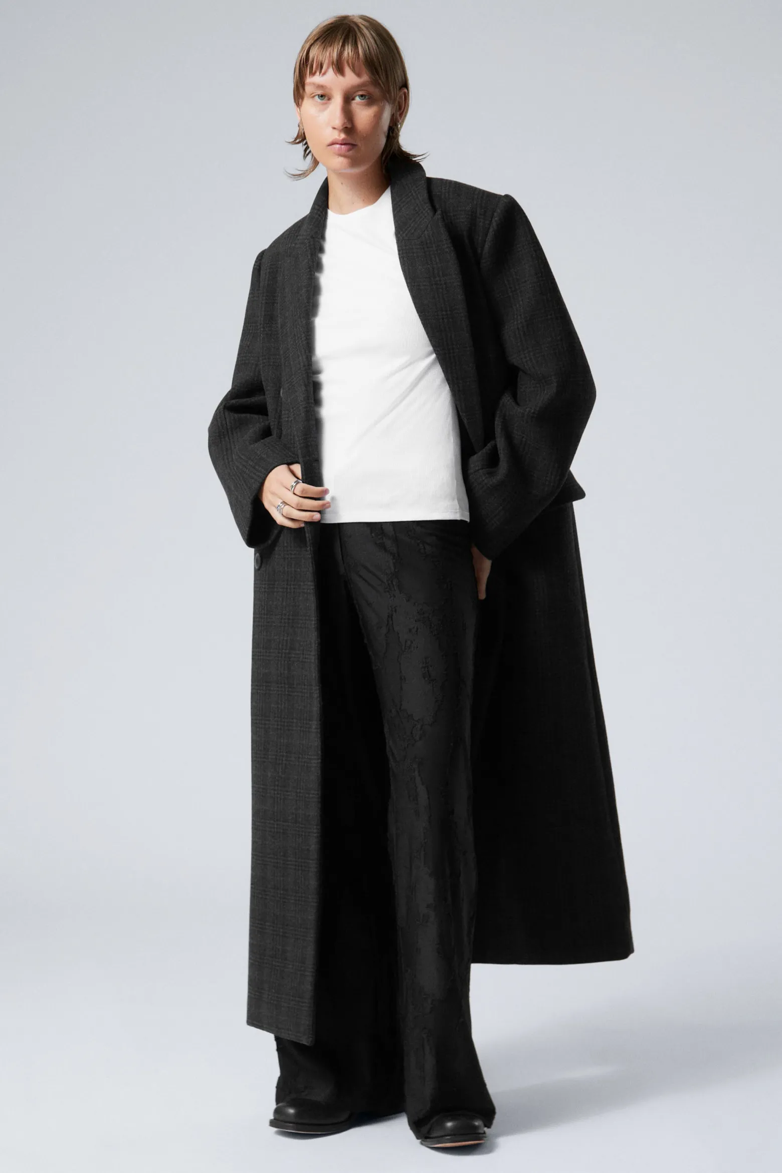 ZWEIREIHIGER OVERSIZED-MANTEL AUS WOLLMISCHUNG|Weekday Clearance